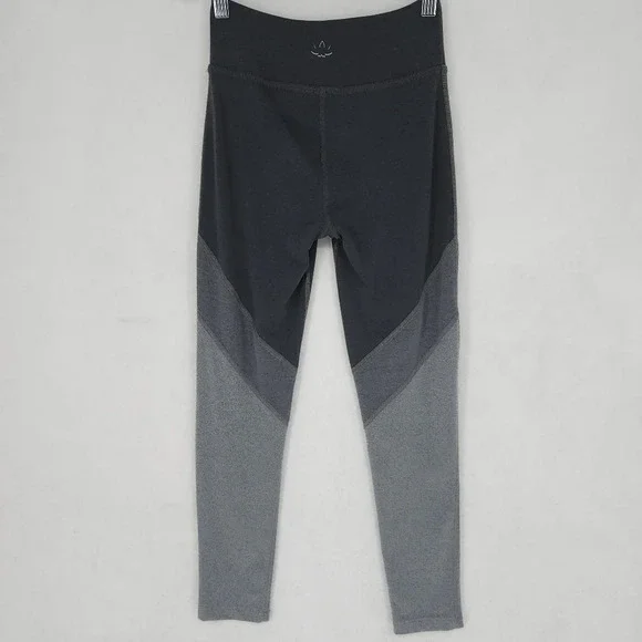 Beyond Yoga Colorblock Plush Angles Capri Legging in Three Tone Grey - Picture 4 of 10